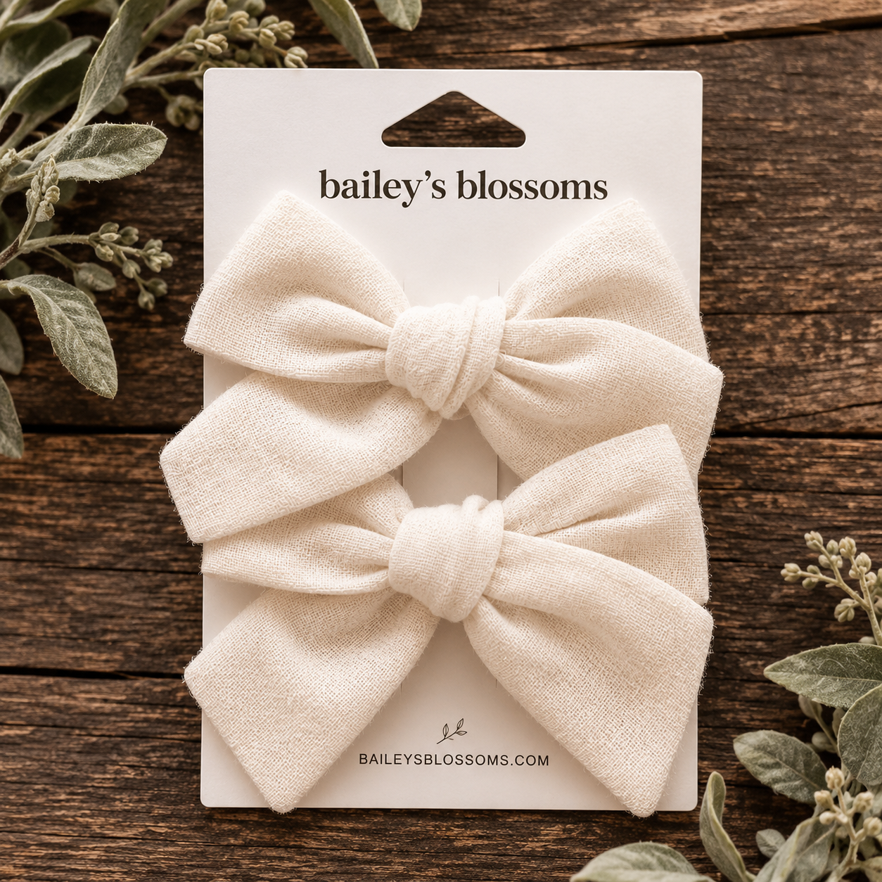 Classic Ivory Linen Bow Set 🤍