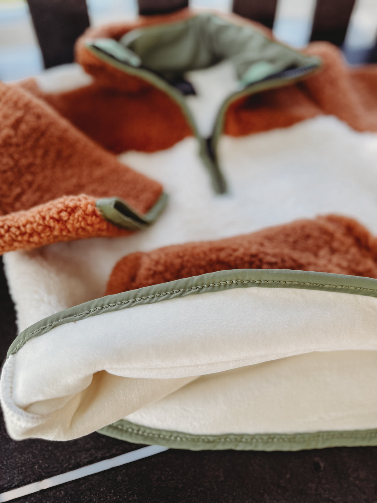 Camel Sherpa Sweatshirt 🐪